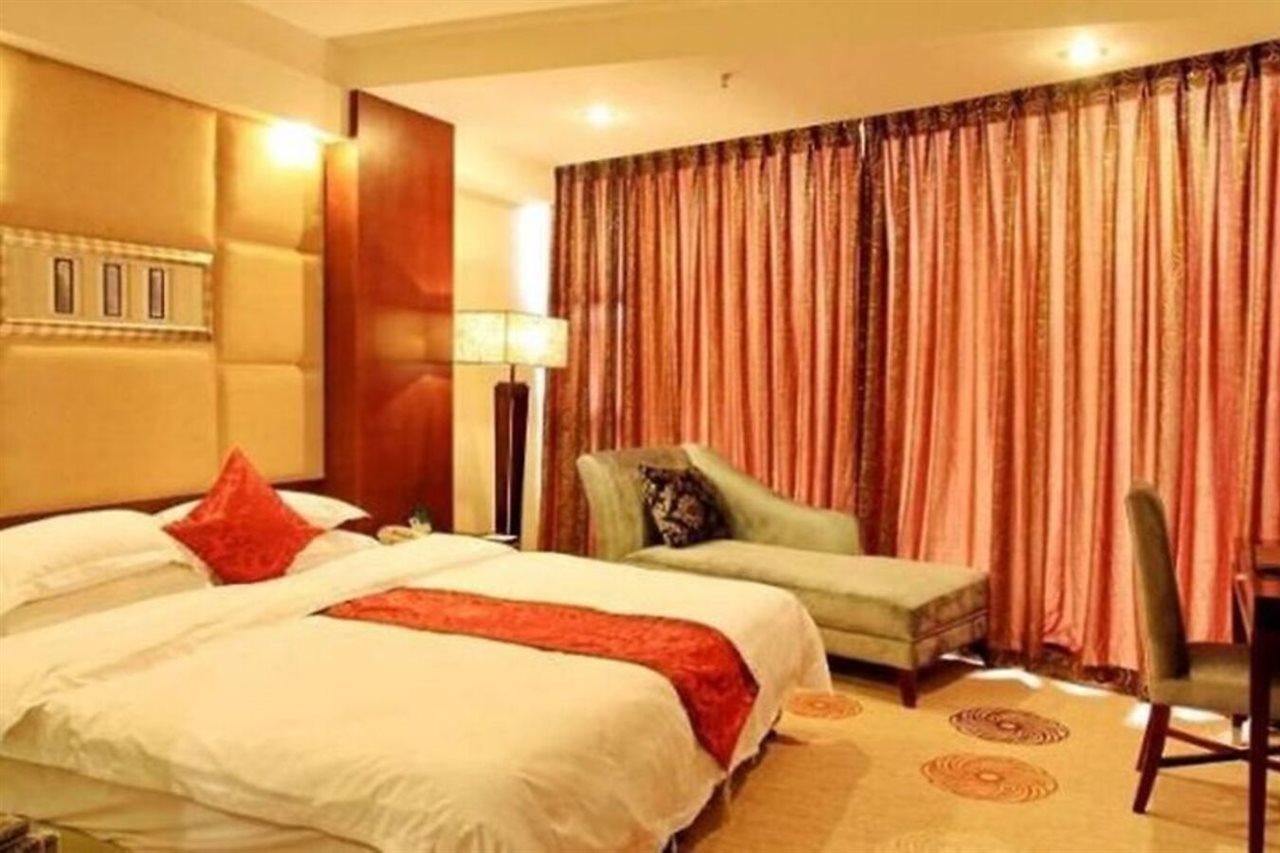 Langzhong Grand Hotel Shahepu Exterior photo